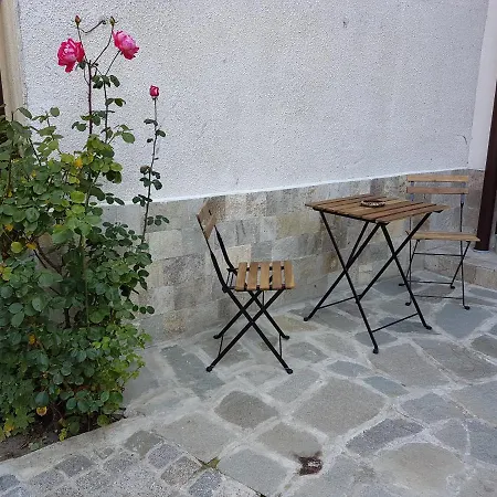 Рачова Къща *